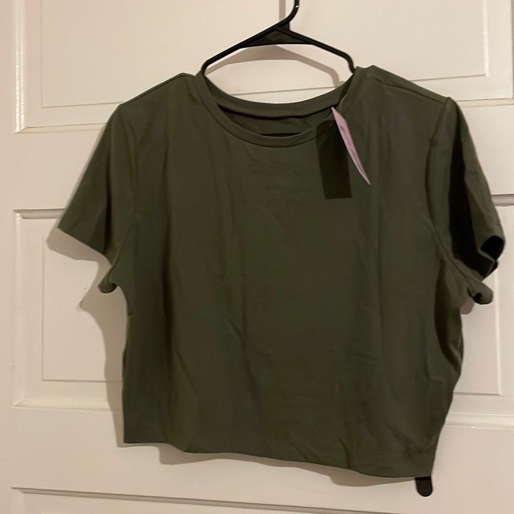 green crop top
